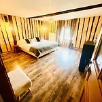 La Balade En Foret - 9 Personnes En Ardenne Holiday home