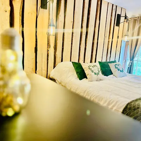 La Balade En Foret - 9 Personnes En Ardenne Tenneville