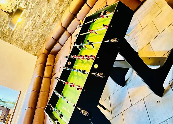 La Balade En Foret - 9 Personnes En Ardenne *